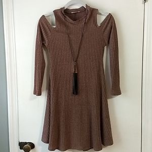 Pinc Ribbed Knit Light Brown Dress